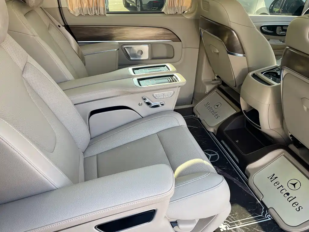 MERCEDES-BENZ V CLASS