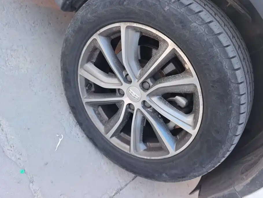Geely Boyue — миниатюра 6