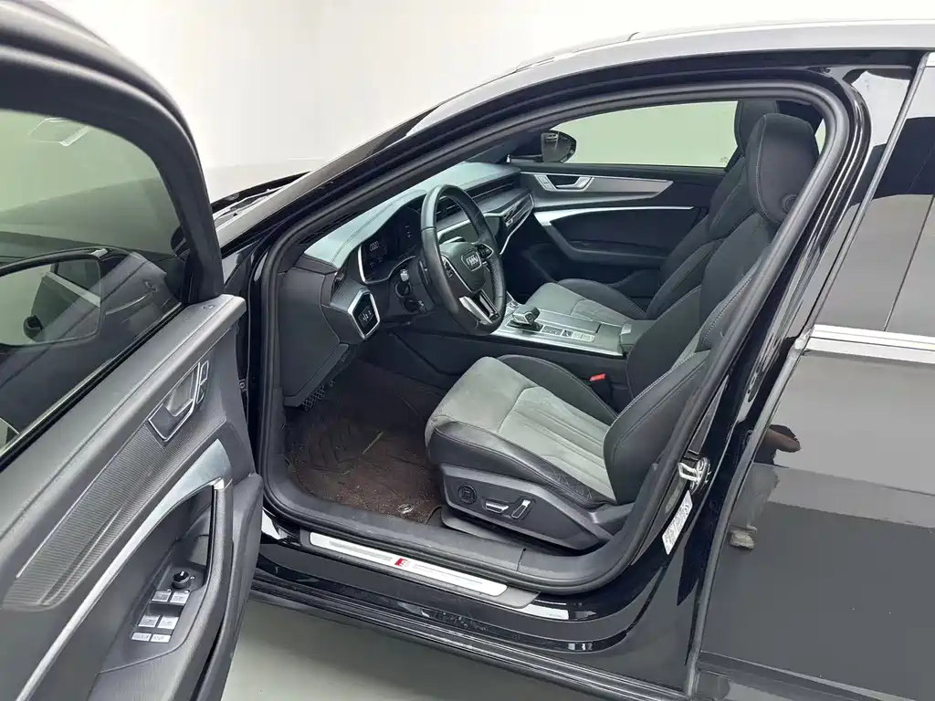 Audi A6L — миниатюра 5