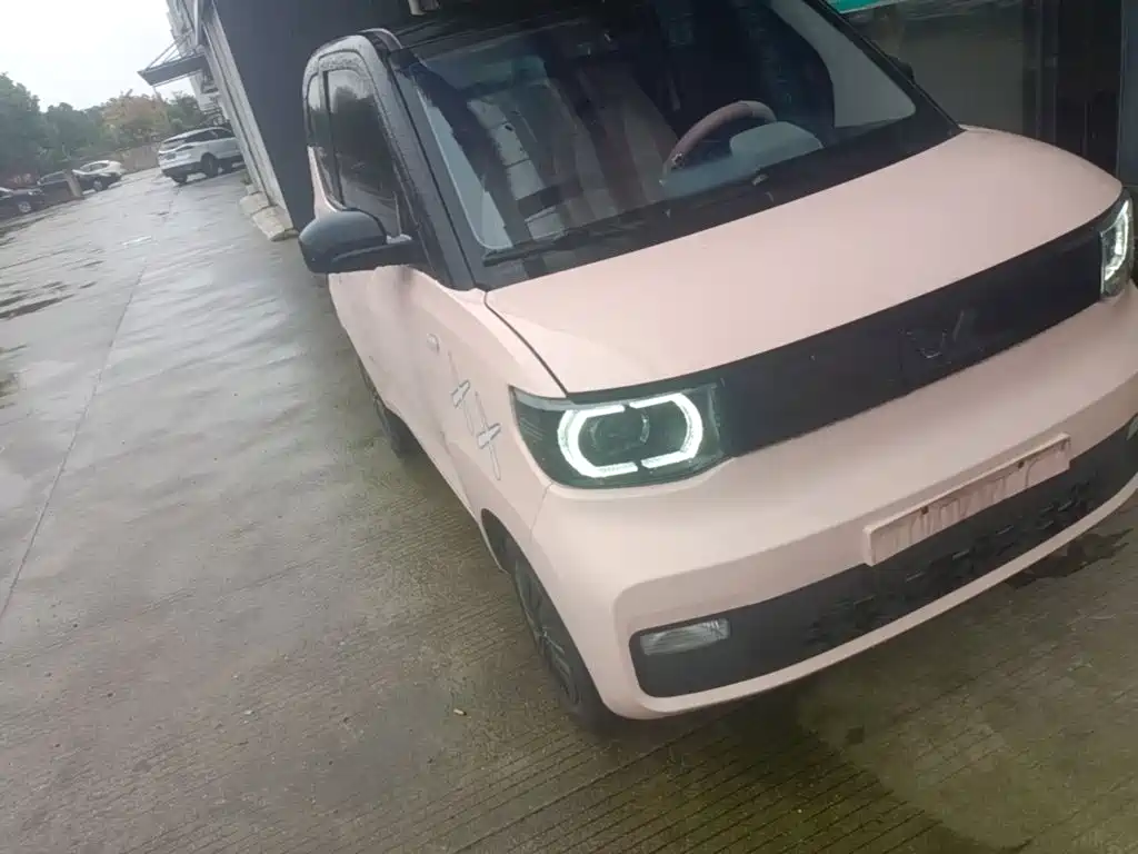 Wuling MINIEV — миниатюра 4
