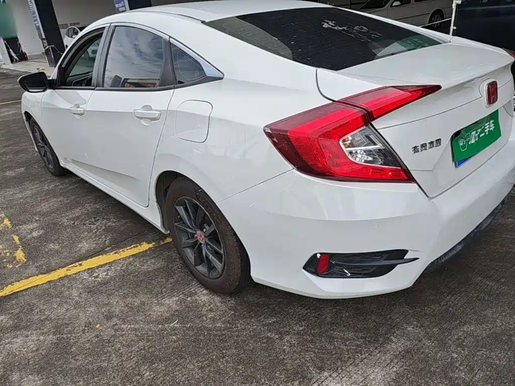 Honda Civic — миниатюра 5