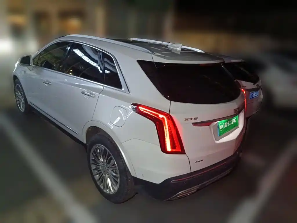 Cadillac XT5 — миниатюра 4