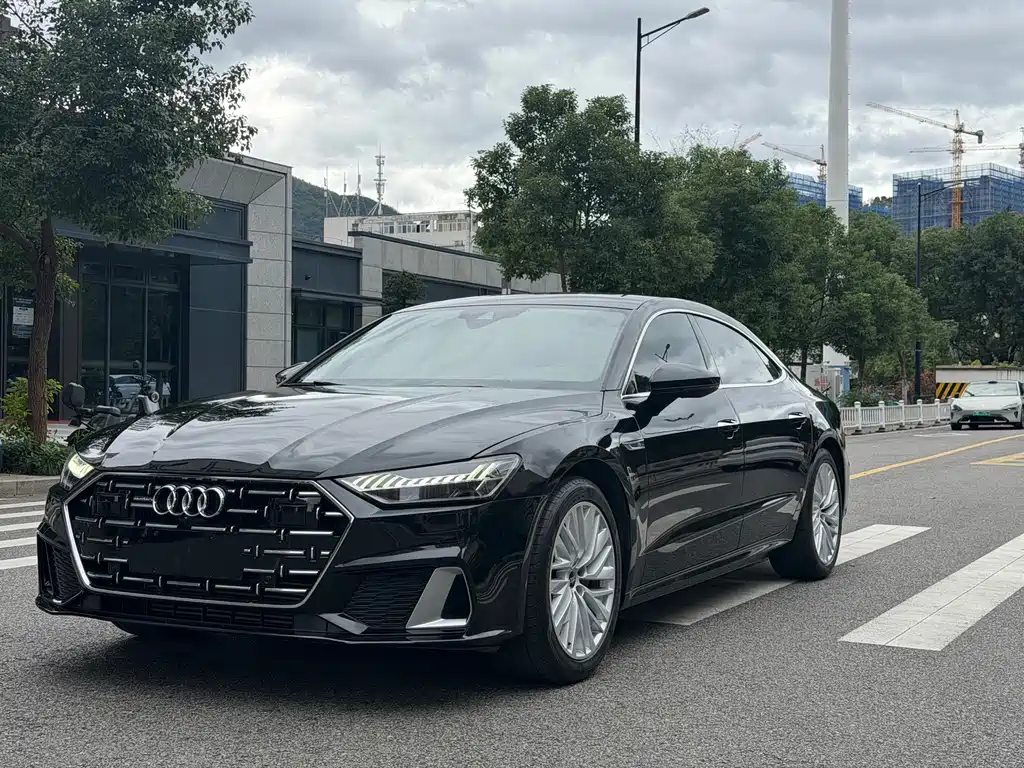 Audi A7L — миниатюра 3