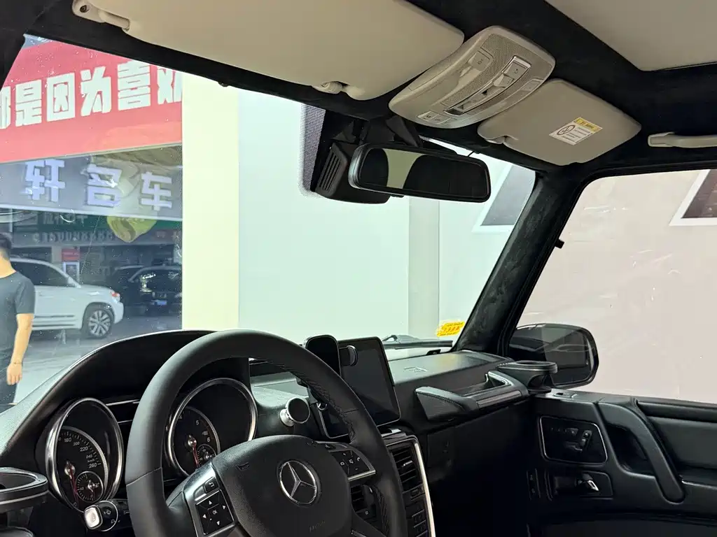 Mercedes-Benz G-Class — миниатюра 14