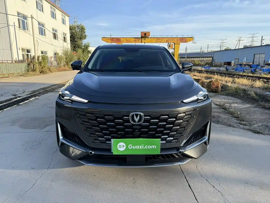 Changan UNI-K iDD — миниатюра 7