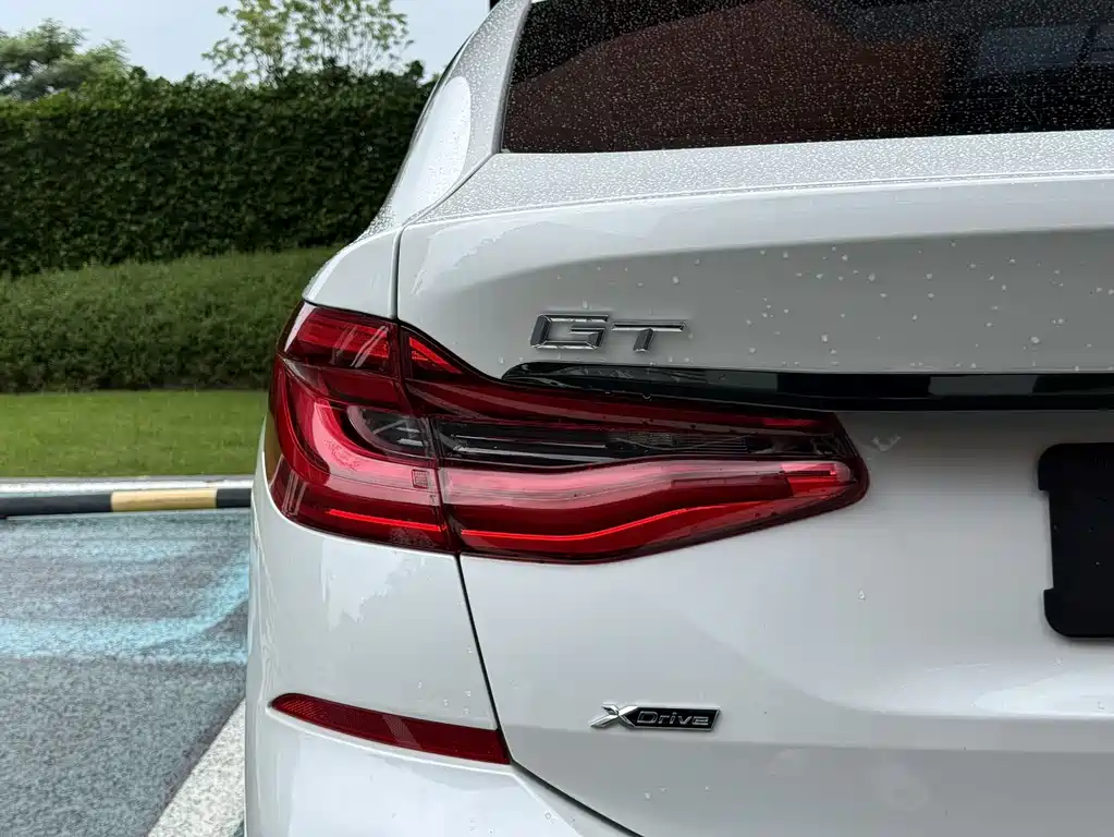 BMW 6 GT 2018 640i xDrive M Sport