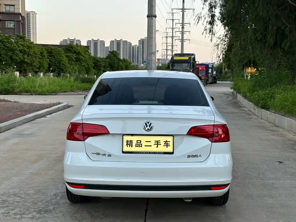 Volkswagen Bora — миниатюра 8