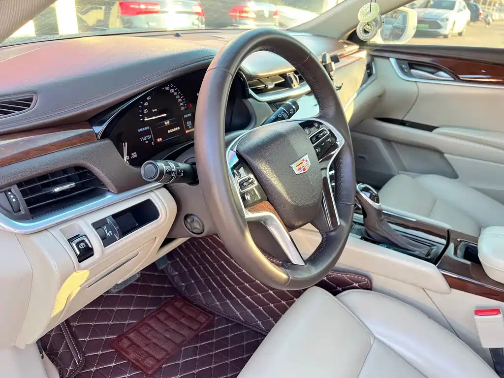 Cadillac XTS — миниатюра 8