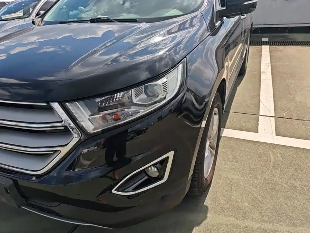 Ford Edge — миниатюра 24