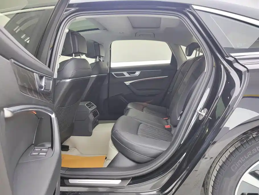 Audi A6L — миниатюра 11