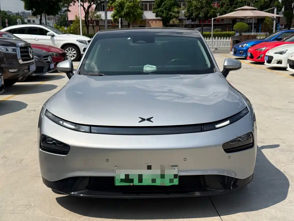 XPeng P7 — миниатюра 2