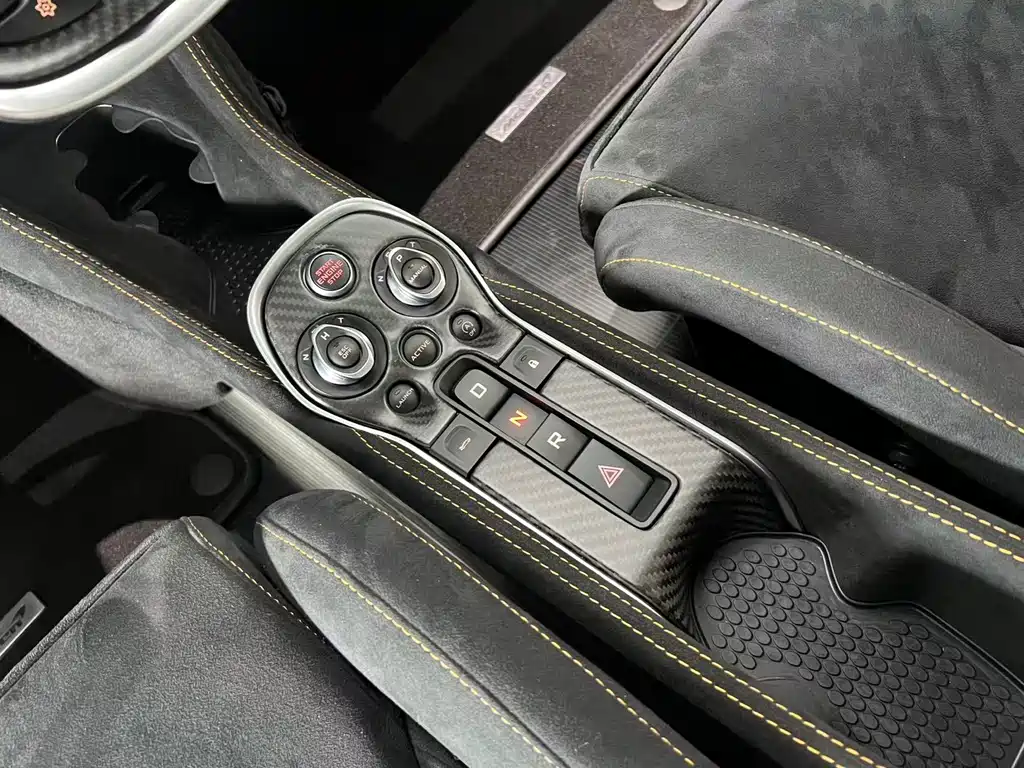 McLaren 600LT — миниатюра 9