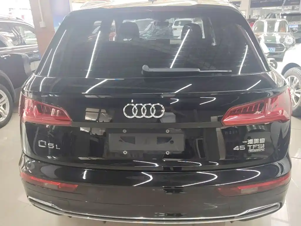 Audi Q5L — миниатюра 6