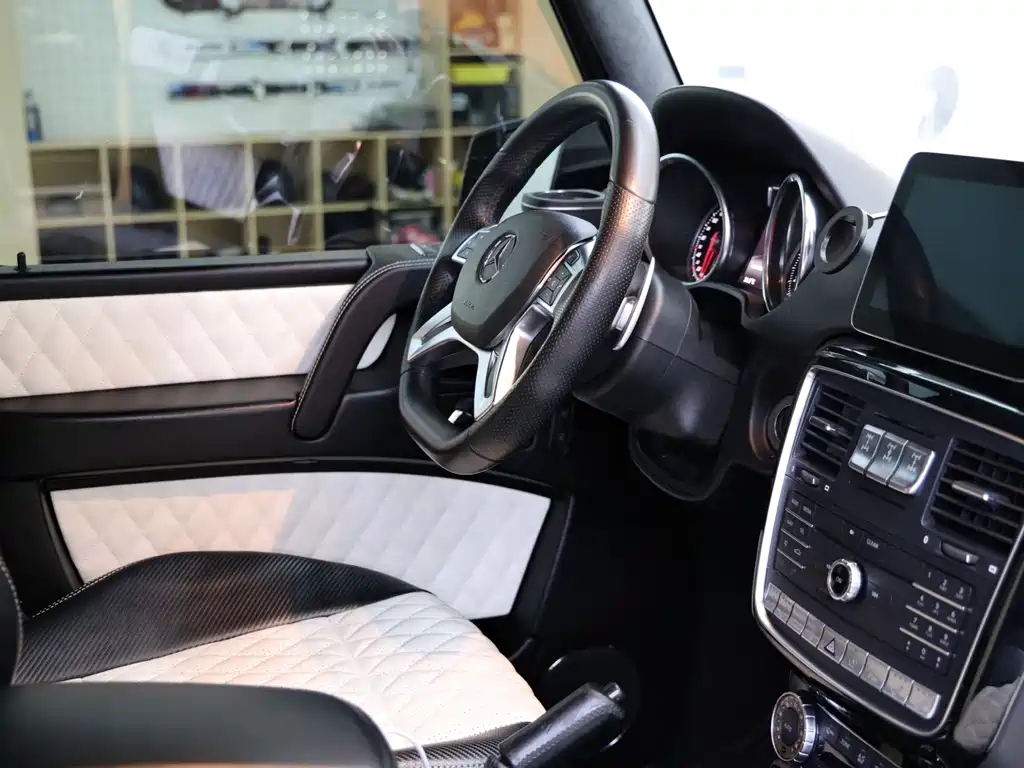 Mercedes-Benz G-Class — миниатюра 18