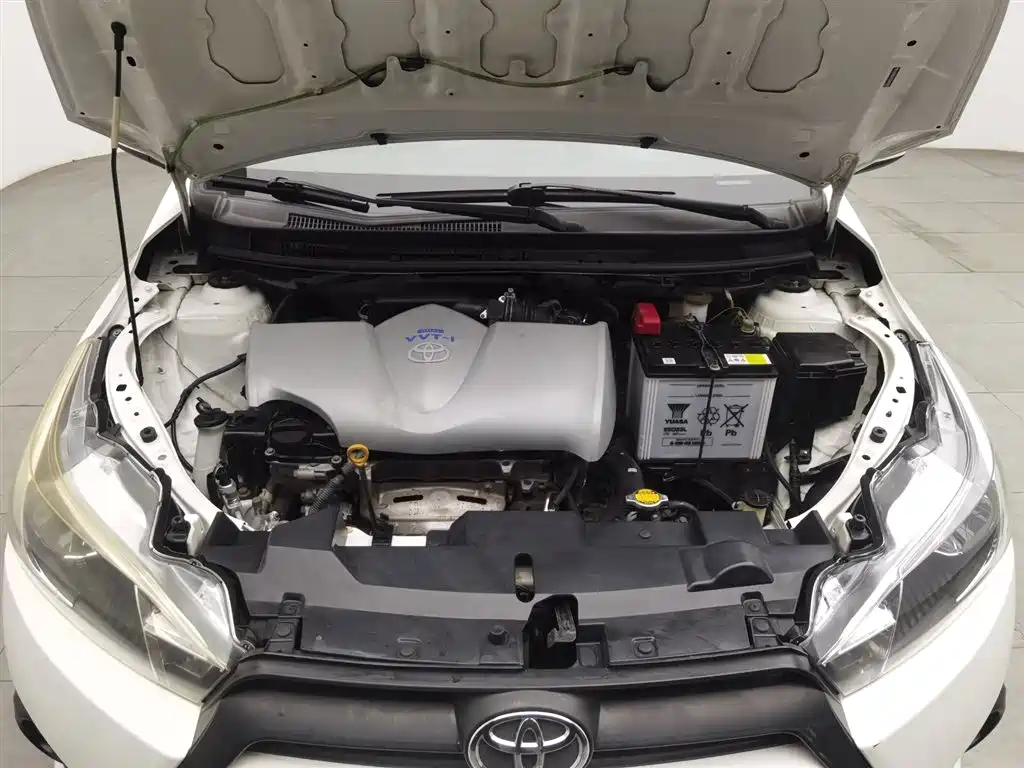 Toyota Yaris L Zhixuan YARiS L 2014 1.3E MT