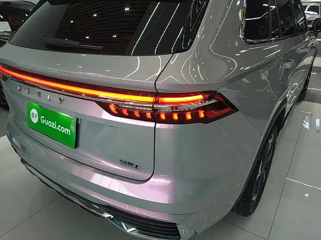 Geely Xingyue L — миниатюра 8
