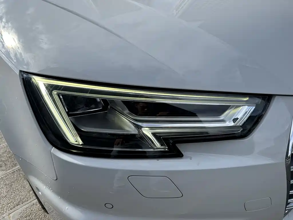 Audi A4L — миниатюра 23