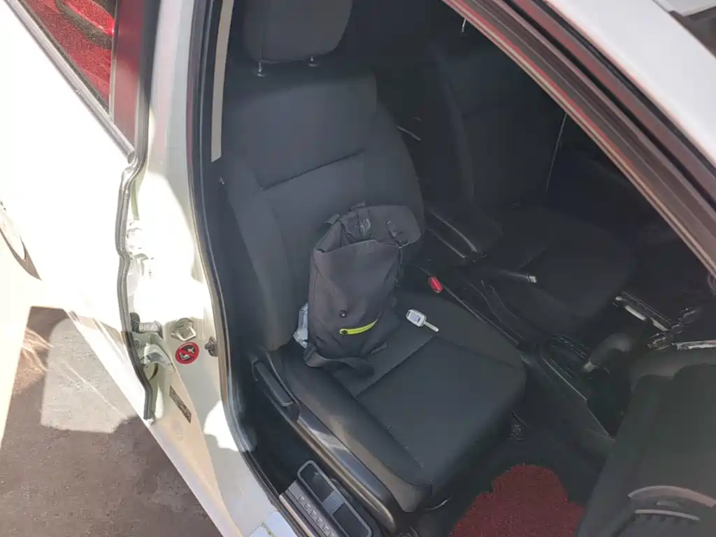 Honda Fit — миниатюра 25