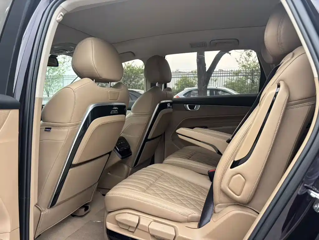 Wuling Victory — миниатюра 6
