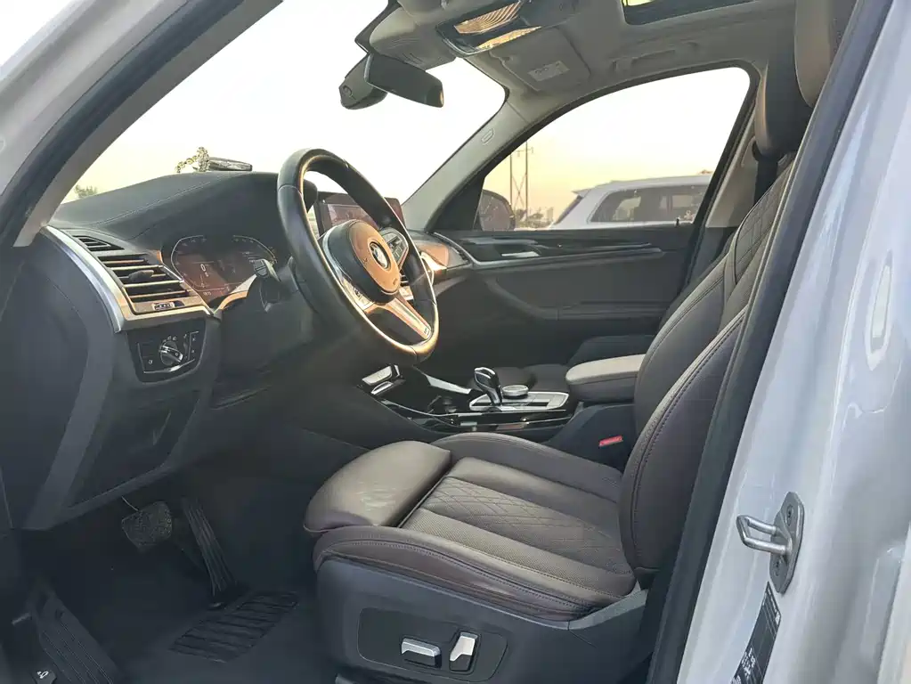 BMW X3 — миниатюра 6