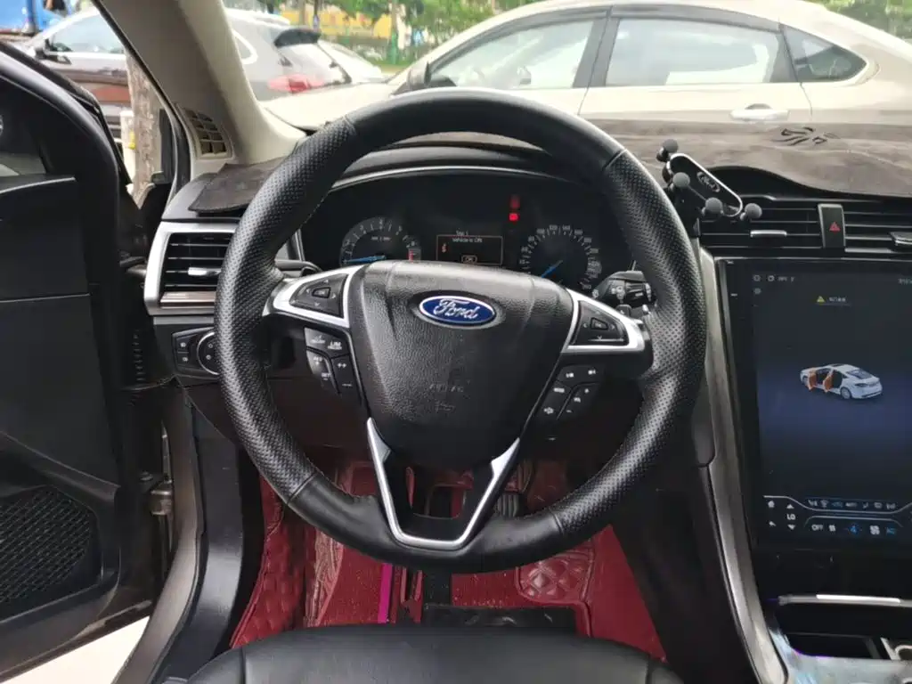 Ford Mondeo — миниатюра 11