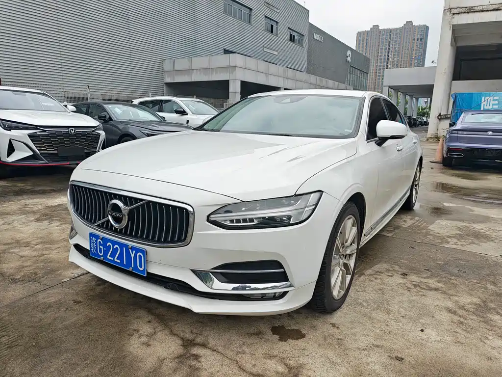 Volvo S90 2020
