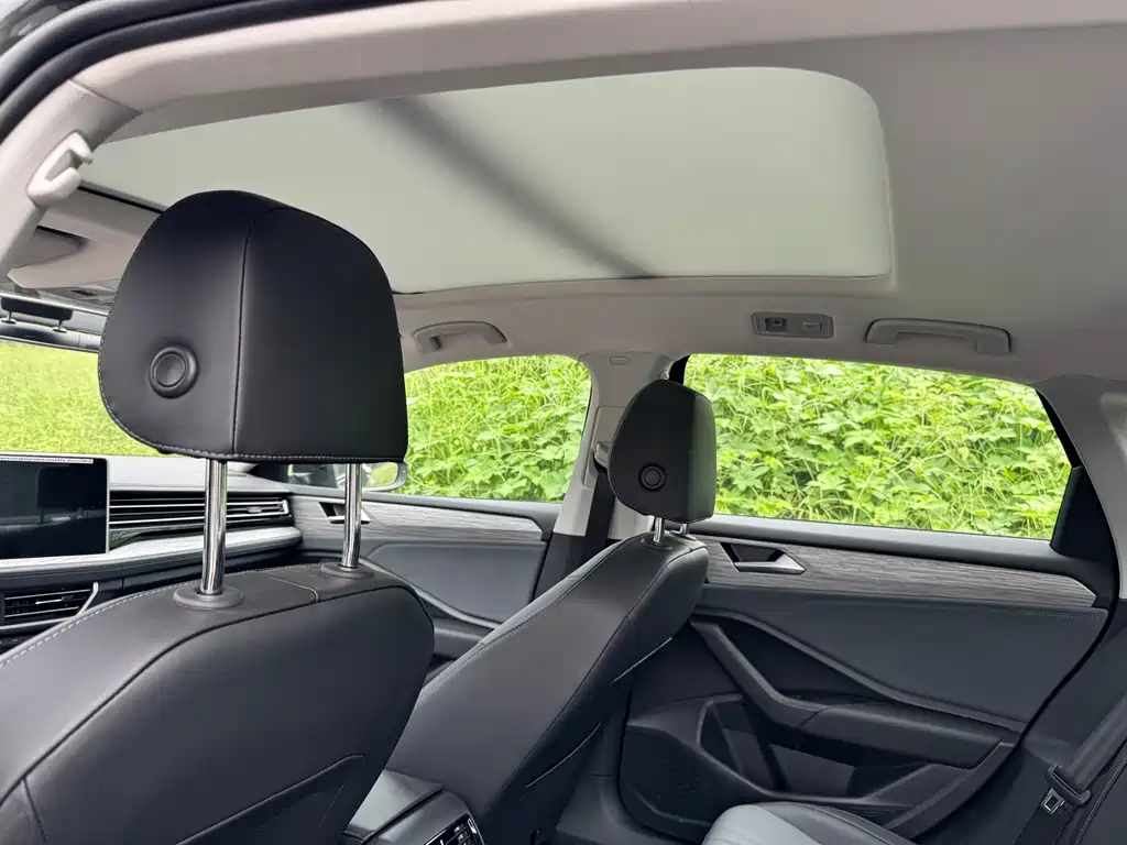 Volkswagen Sagitar — миниатюра 13