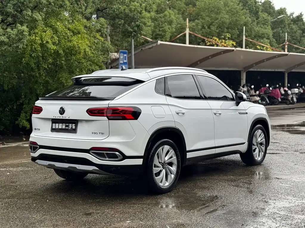 Volkswagen X — миниатюра 5