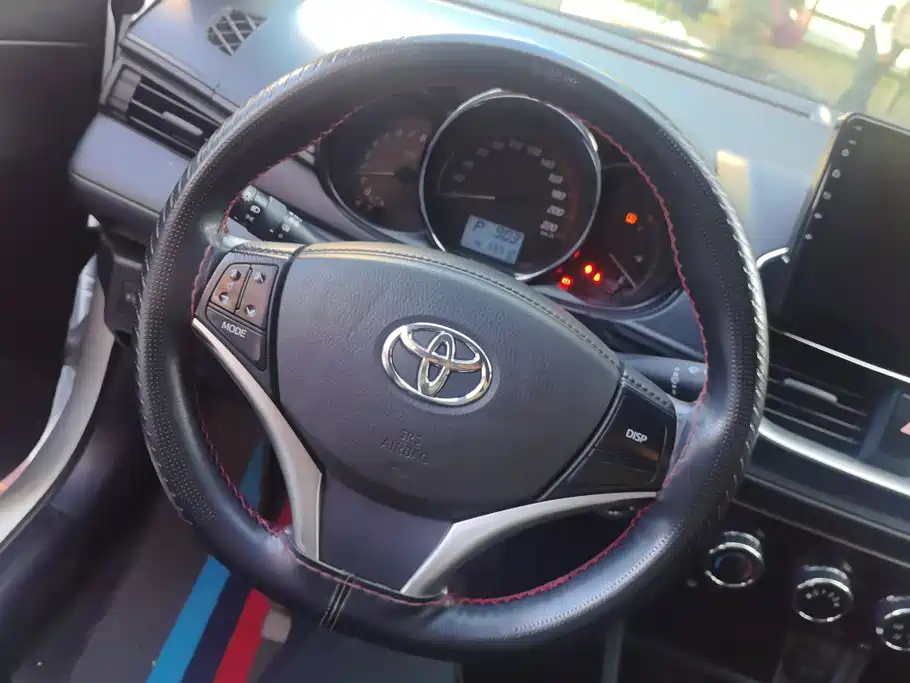 Toyota Yaris L — миниатюра 14