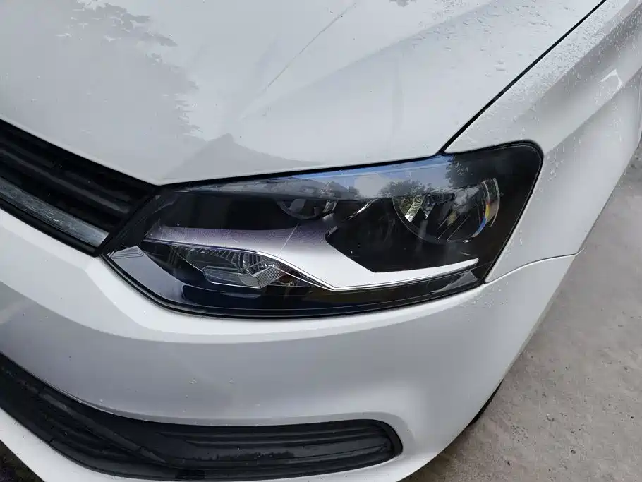 Volkswagen Polo — миниатюра 5