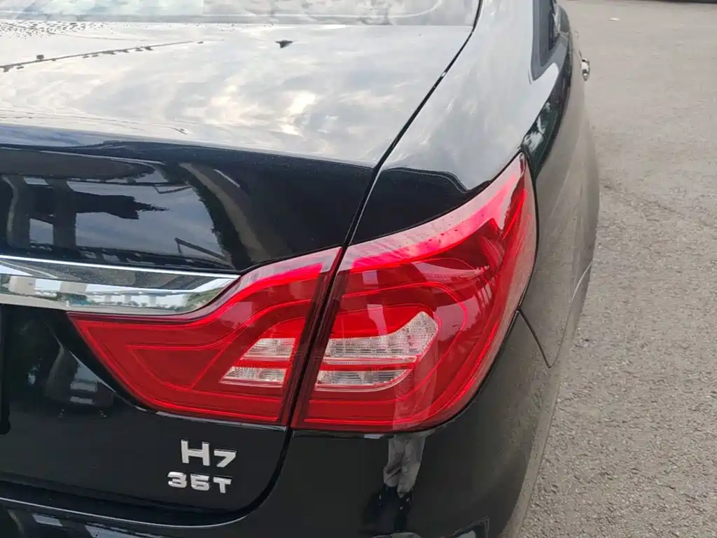 Hongqi Hongqi H7 — миниатюра 8
