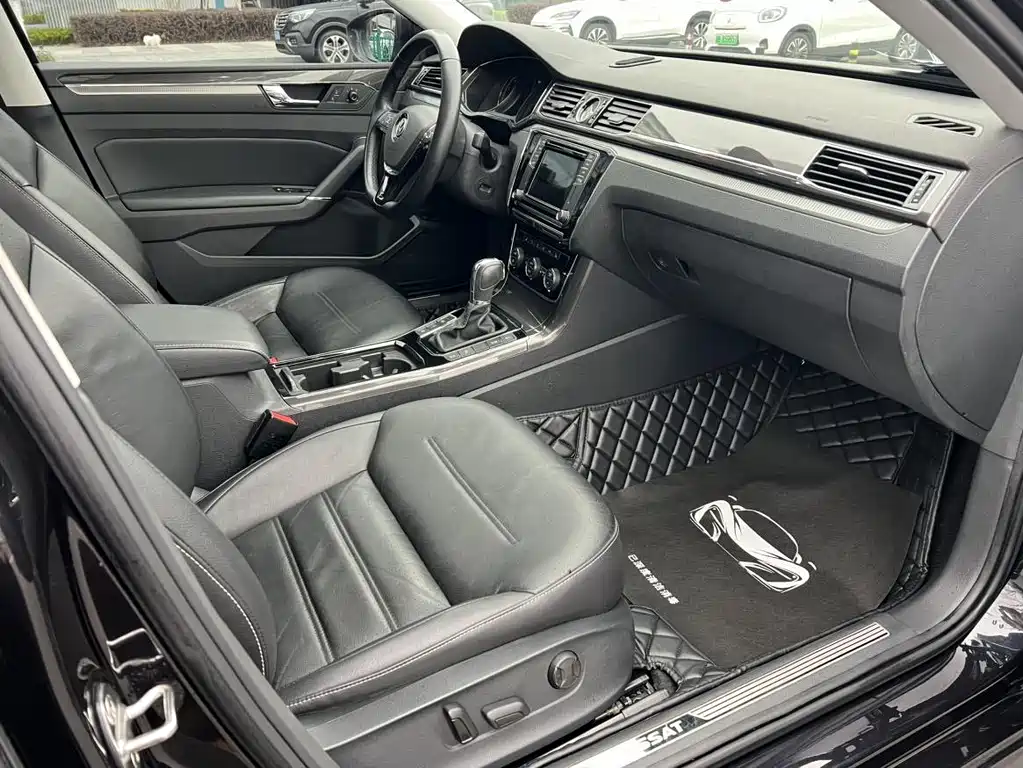Volkswagen Passat — миниатюра 9