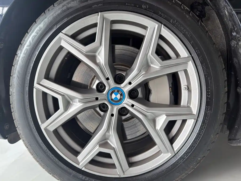 BMW i3 — миниатюра 10