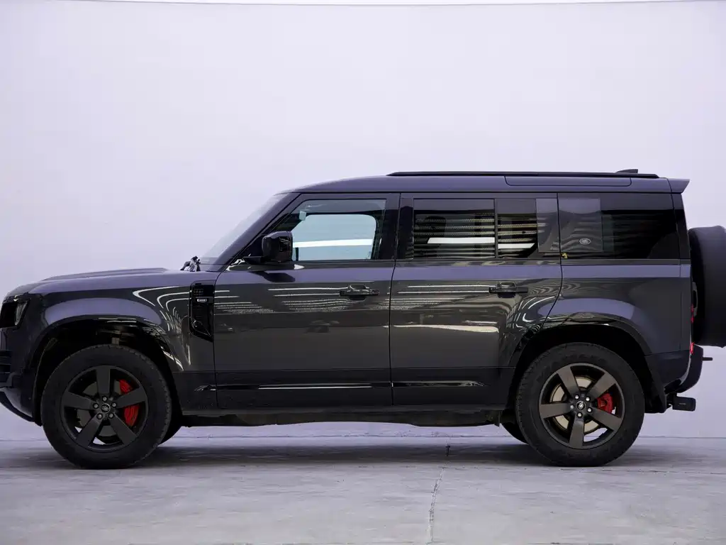 Land Rover Defender — миниатюра 3