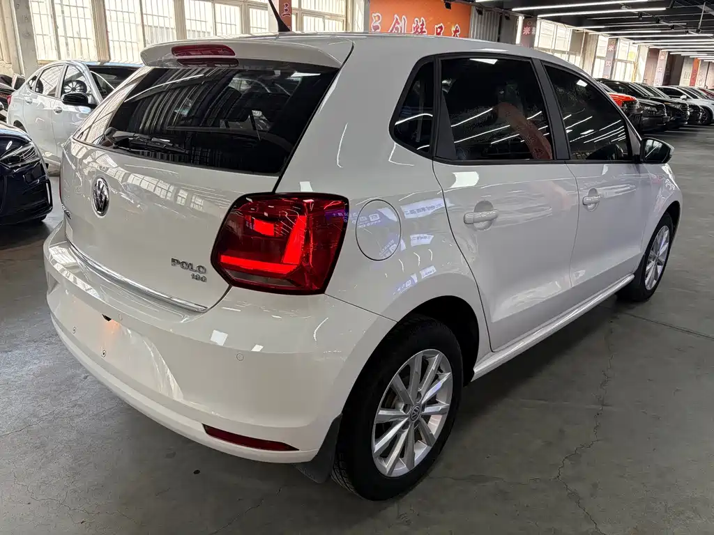 Volkswagen Polo — миниатюра 5