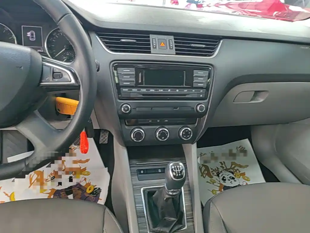 Skoda Octavia — миниатюра 13