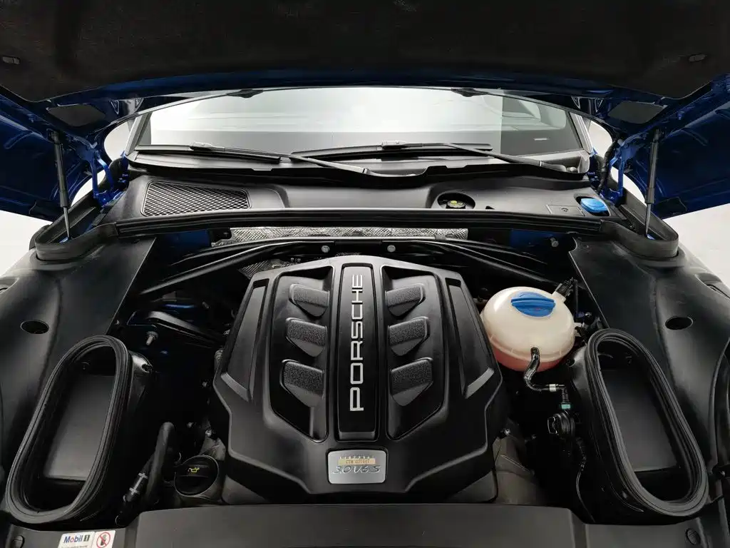 Porsche Macan — миниатюра 6