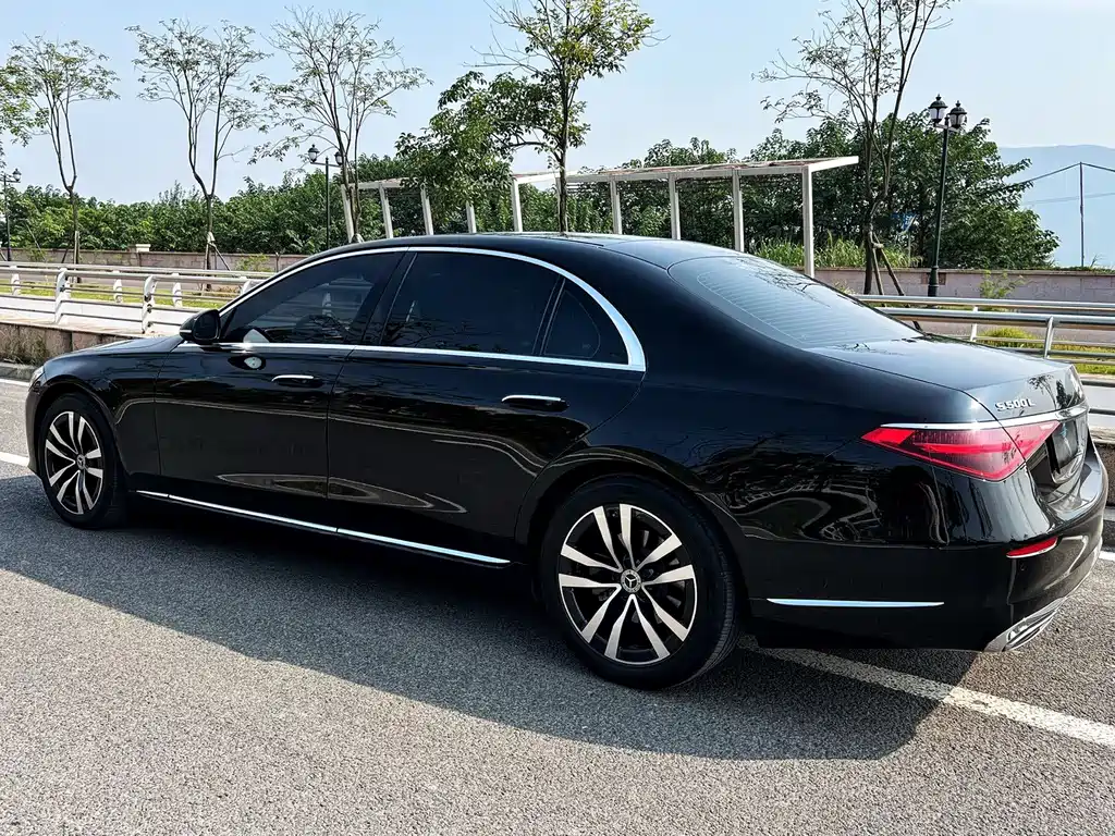 Mercedes-Benz S-Class — миниатюра 3
