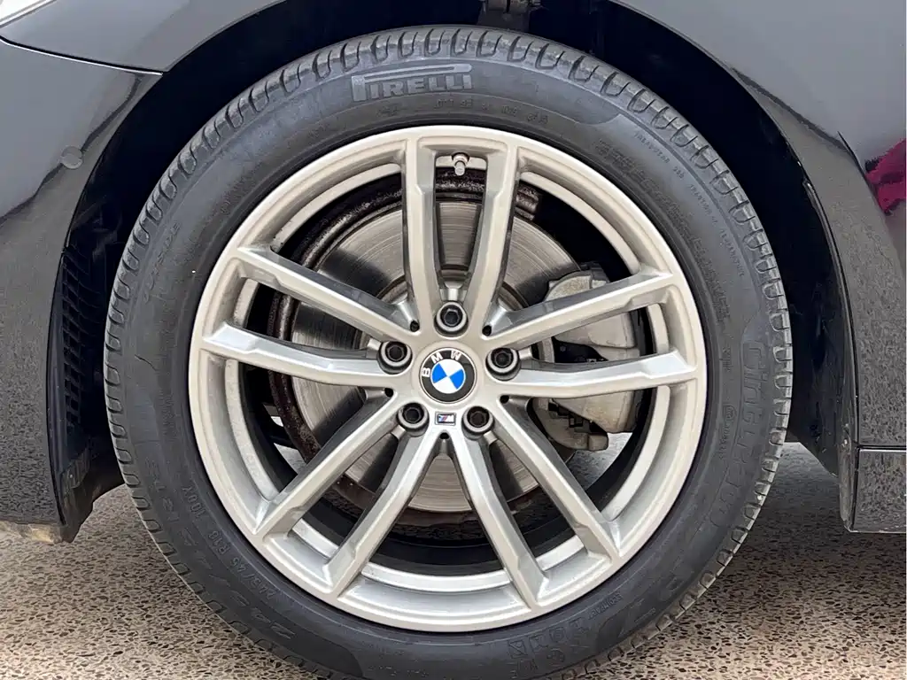 BMW 5 Series (Import) — миниатюра 5