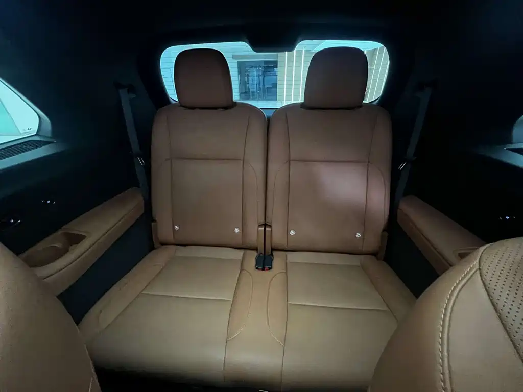 Li Auto Li L8 — миниатюра 11