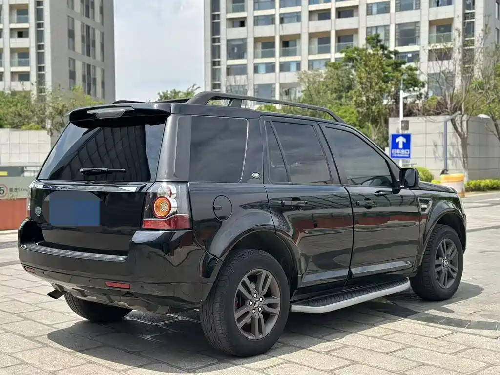 Land Rover 2 015 2.2T SD4 XS