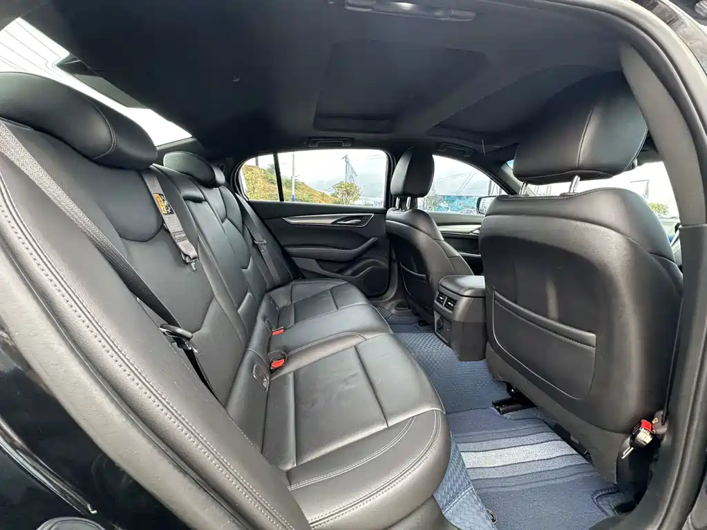Cadillac CT5 — миниатюра 9