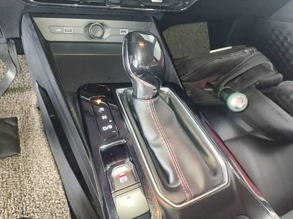 MG MG5 — миниатюра 14