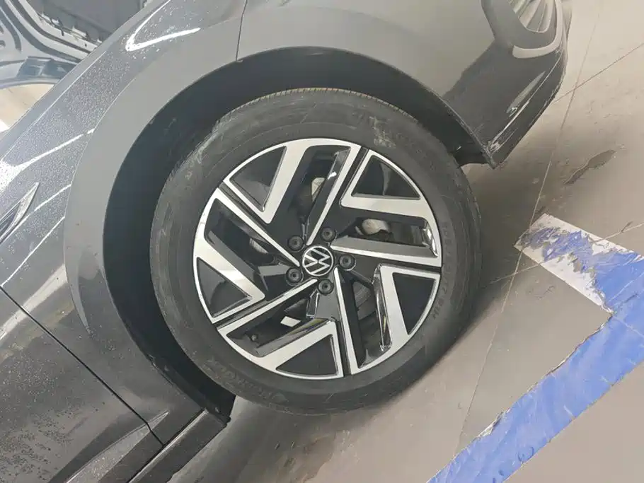Volkswagen Sagitar — миниатюра 6