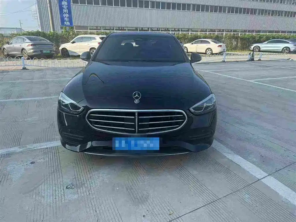 Mercedes-Benz C-Class — миниатюра 2