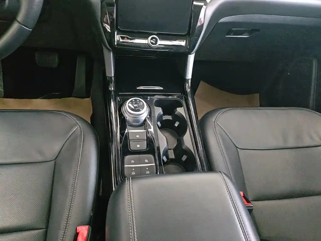 Ford Explorer — миниатюра 14