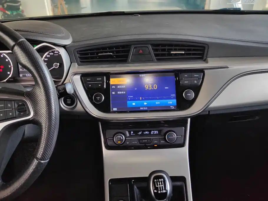 Geely Emgrand GL — миниатюра 13