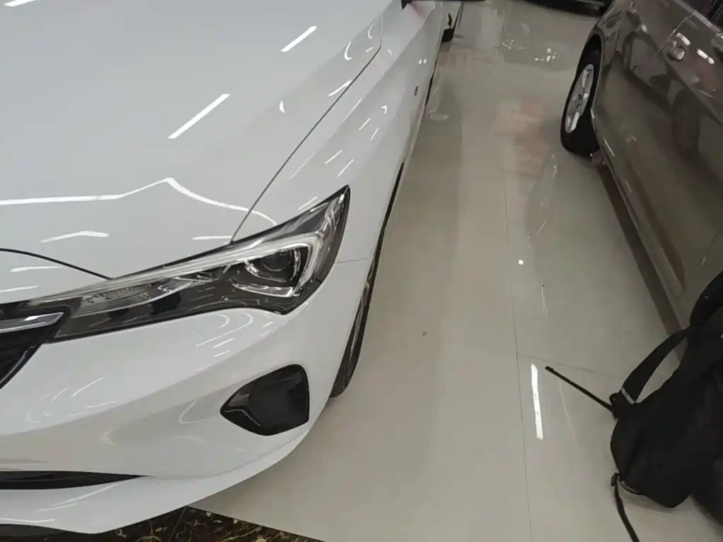 Buick Verano — миниатюра 24