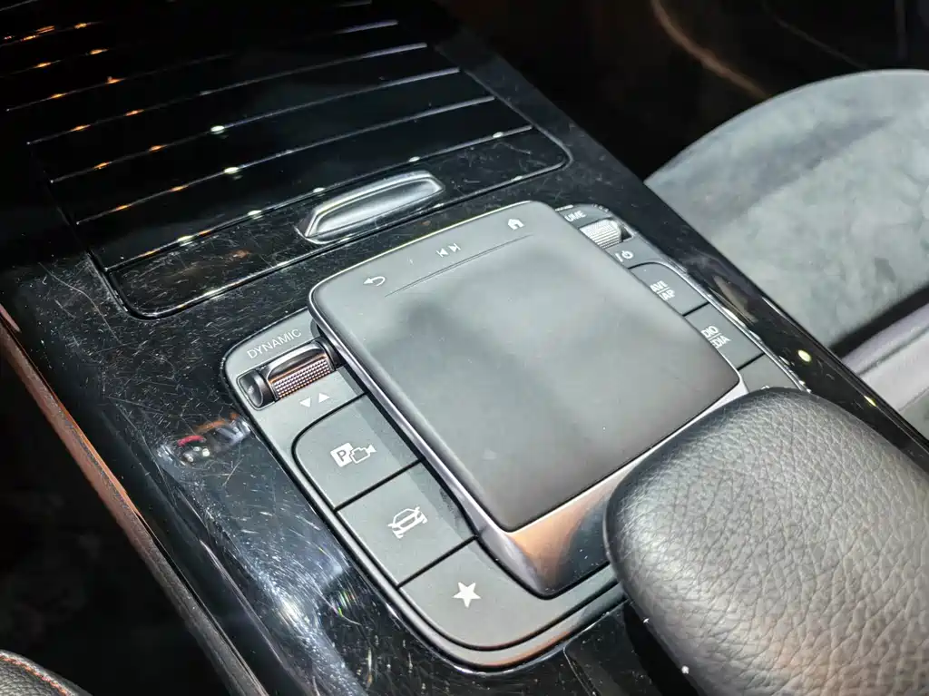 Mercedes-Benz A-Class 2023 — фото 10