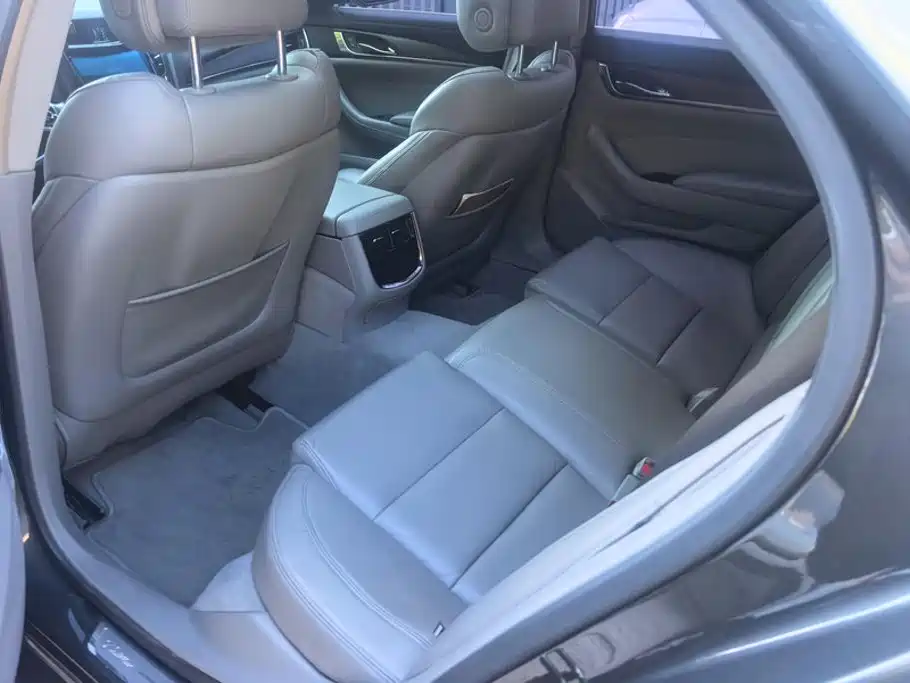 Cadillac CTS — миниатюра 11